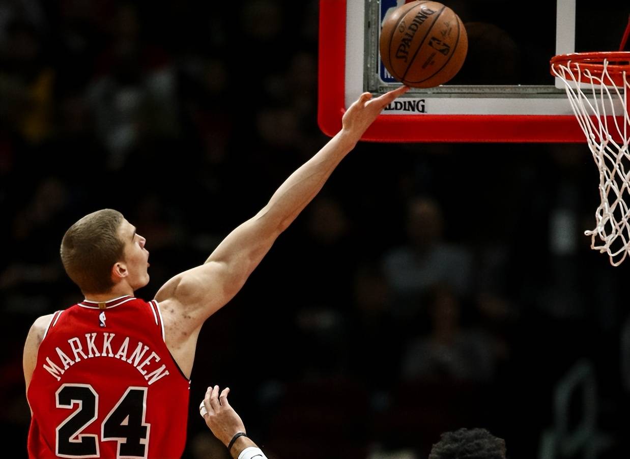 NBA打卡上班，欧锦赛火力全开！23分钟43分，爵士别埋没天才